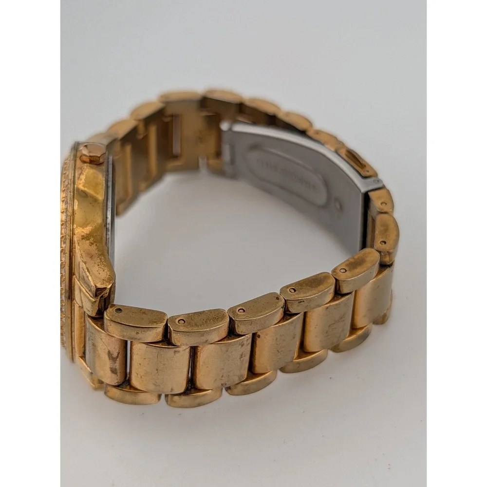 Relic Watch Women 38mm Case Rose Gold 7